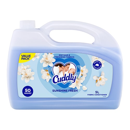 Cuddly Sunshine Fresh fabric conditioner Value Pack, 50 washes, 5-liter container.